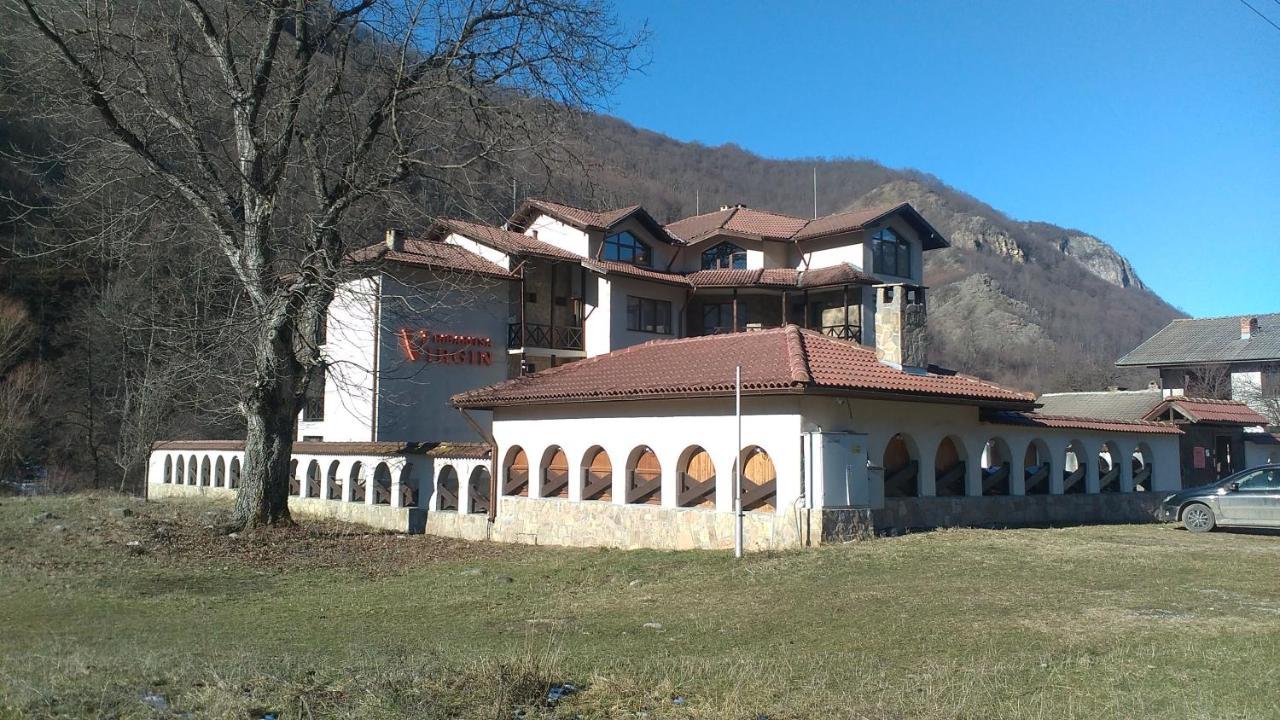Family Hotel Virgin Рибарица Экстерьер фото