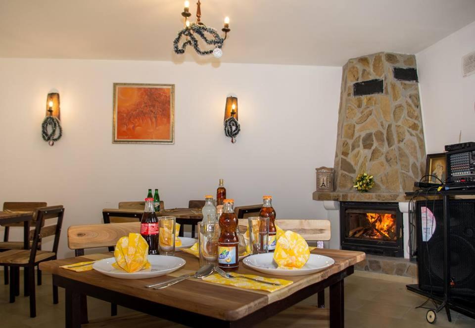 Family Hotel Virgin Рибарица Экстерьер фото