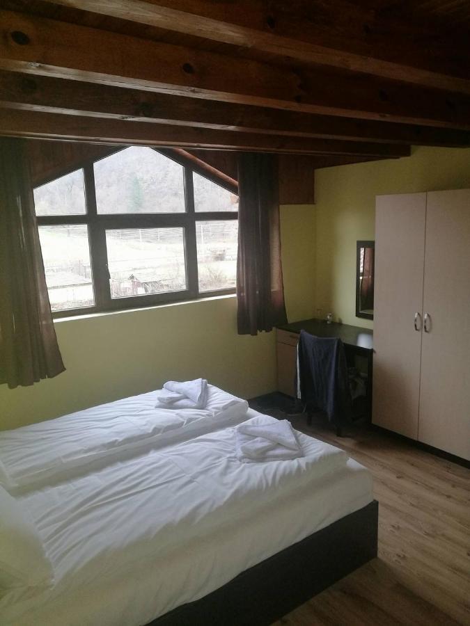 Family Hotel Virgin Рибарица Экстерьер фото