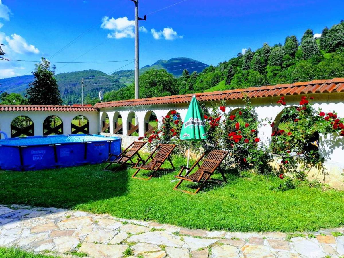 Family Hotel Virgin Рибарица Экстерьер фото